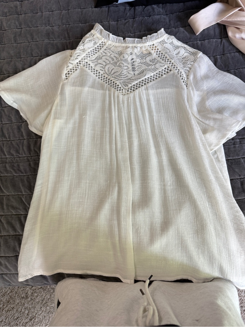 White Lace Yoke Short Sleeve Women's Top